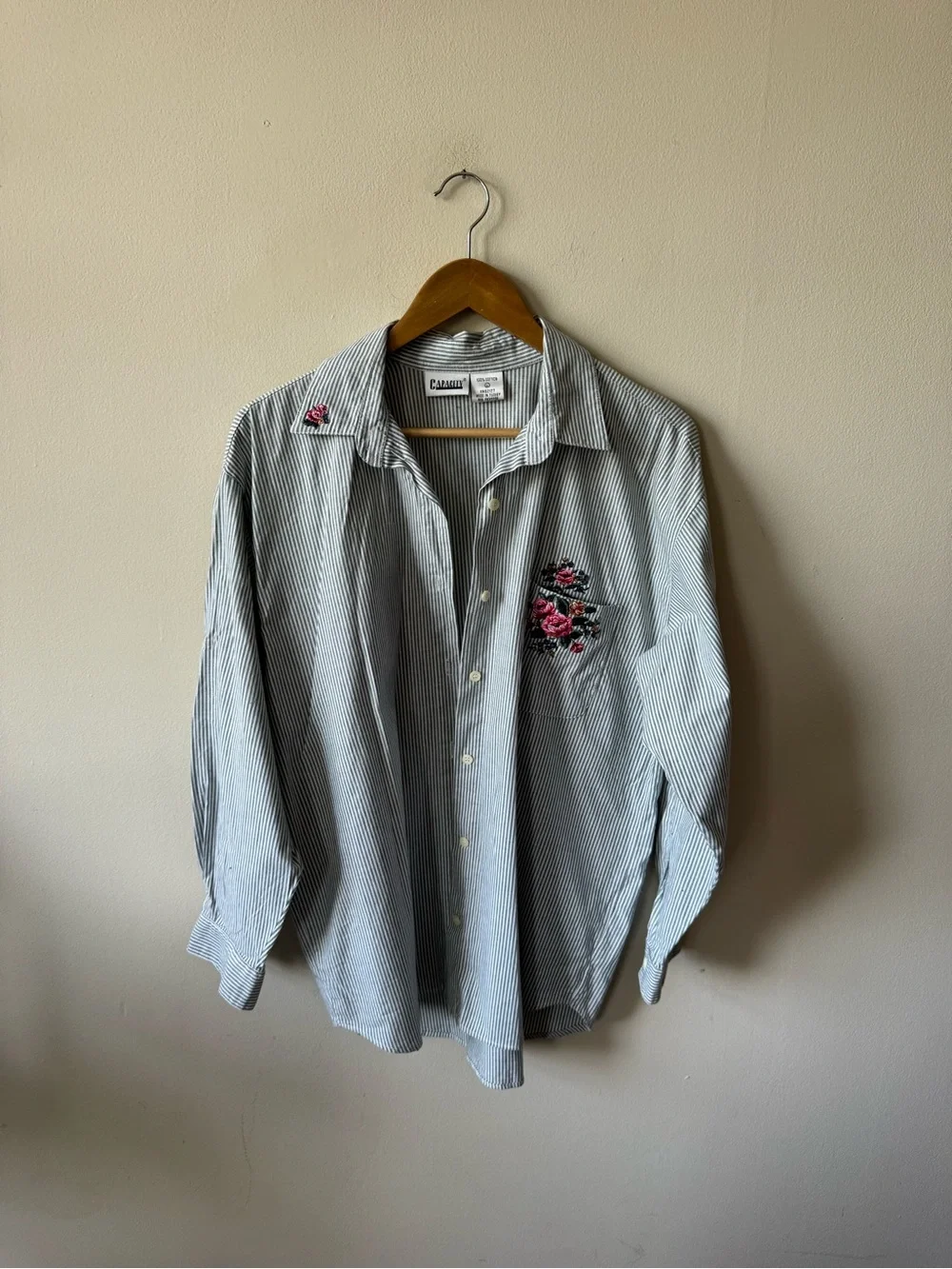 American Vintage Striped Button-Down Shirt with Pink Floral Embroidery - Picture 5 of 8